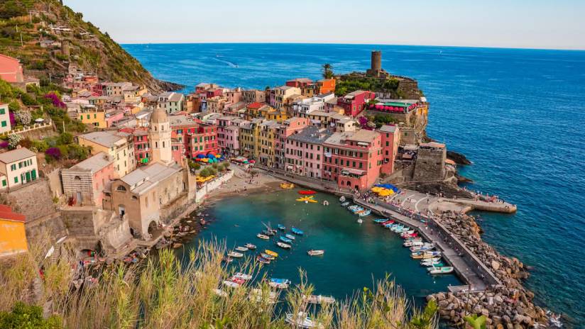 Le Cinque Terre: un gioiello da scoprire tra mare e borghi colorati